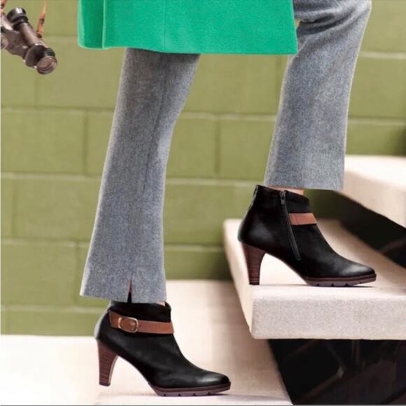 Paul Green Black Heeled Ankle Boot Sz 7.5 Leather Vintaged Finish Padded footbed - Picture 13 of 14